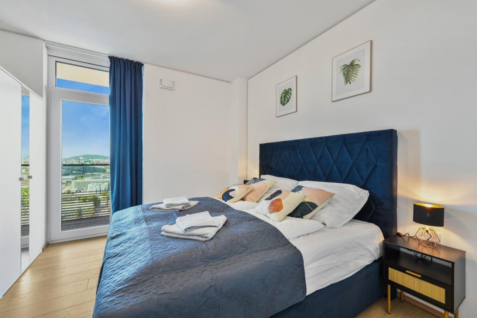 Apartment Luxury Penthouse I Rooftop Pool I Self Check-in Wien
