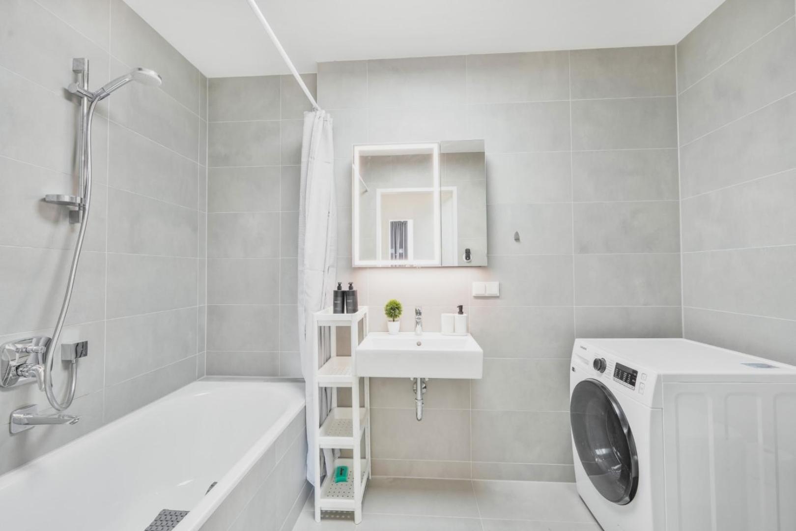 Apartment Luxury Penthouse I Rooftop Pool I Self Check-in Wien